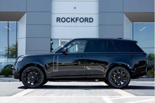 2025 Land Rover Range Rover P550e SE