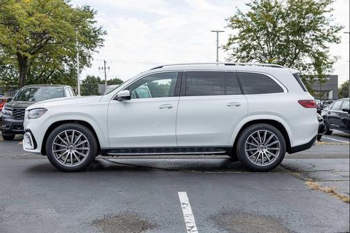 2026 Mercedes-Benz GLS 580 4MATIC