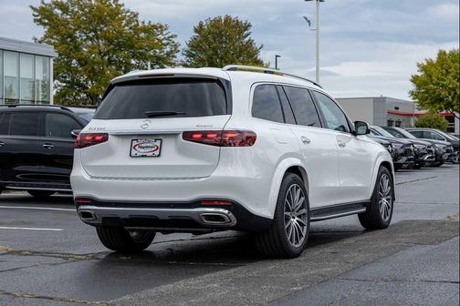 2026 Mercedes-Benz GLS 580 4MATIC