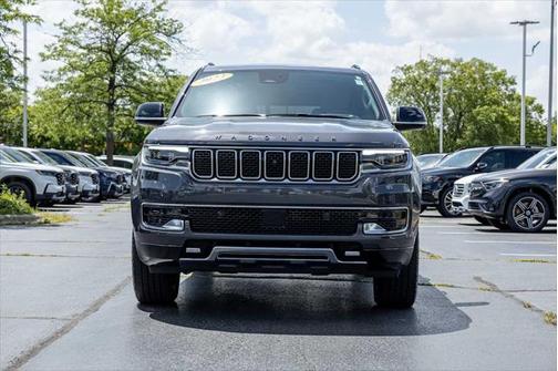 2023 Jeep Wagoneer L Series III 4x4