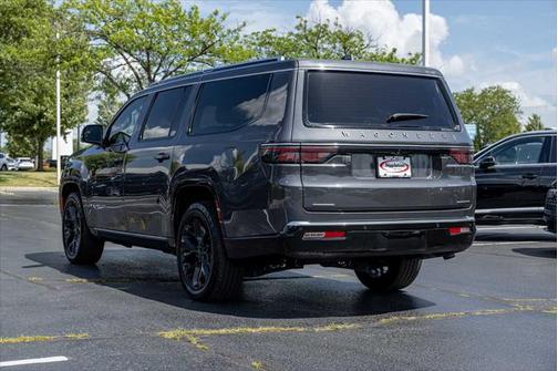 2023 Jeep Wagoneer L Series III 4x4