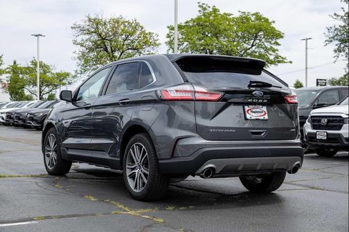Carbonized Gray Metallic 2022 Ford Edge Titanium