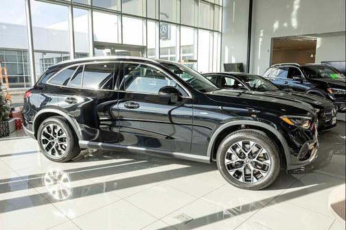 2025 Mercedes-Benz GLC 350e Base