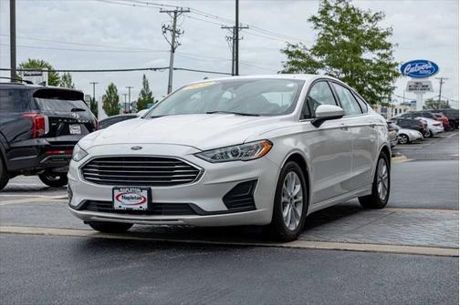 2020 Ford Fusion SE