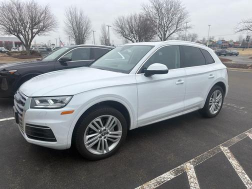 2020 Audi Q5 45 Premium Plus