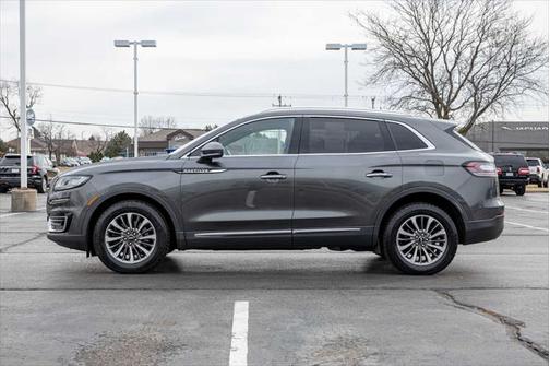 2020 Lincoln Nautilus Reserve