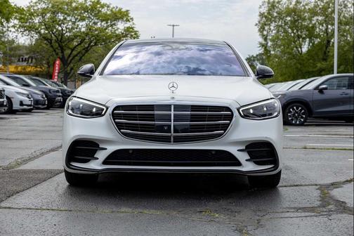 MANUFAKTUR Cashmere White Magno 2022 Mercedes-Benz S-Class 4MATIC