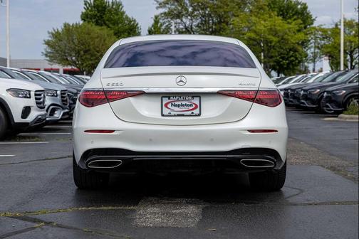MANUFAKTUR Cashmere White Magno 2022 Mercedes-Benz S-Class 4MATIC