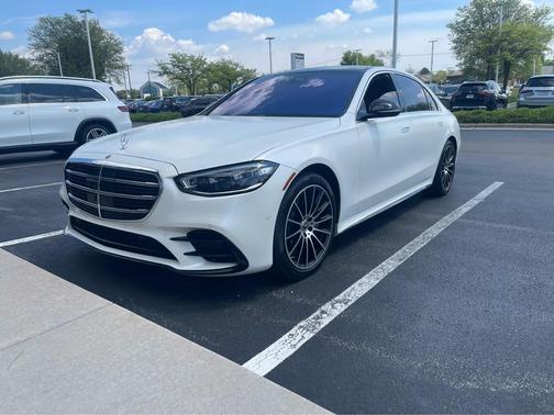 MANUFAKTUR Cashmere White Magno 2022 Mercedes-Benz S-Class 4MATIC