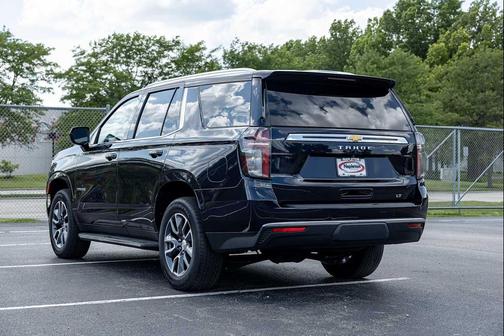 Midnight Blue Metallic 2021 Chevrolet Tahoe LT