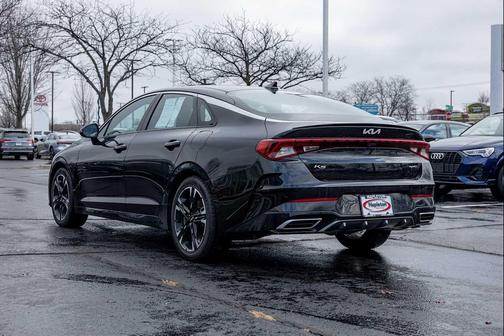 2022 Kia K5 GT-Line