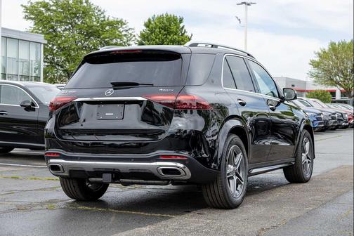 BLACK 2026 Mercedes-Benz GLE 450 4MATIC