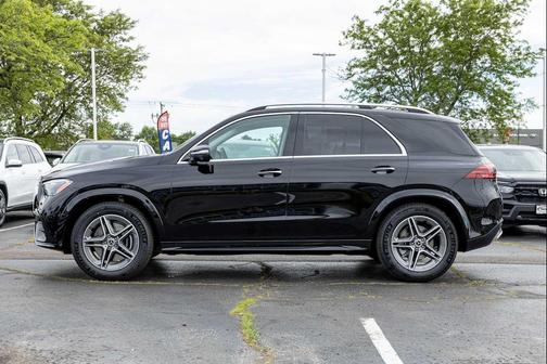 BLACK 2026 Mercedes-Benz GLE 450 4MATIC