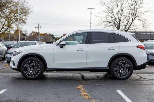 2026 Mercedes-Benz GLC 300 4MATIC