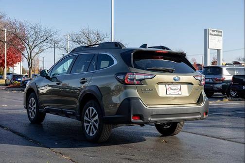 2025 Subaru Outback Premium