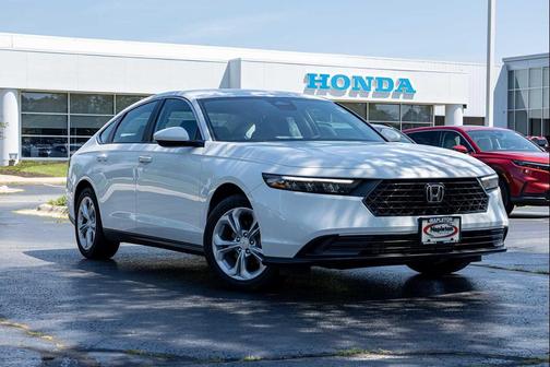 Platinum White Pearl 2024 Honda Accord LX 1.5T