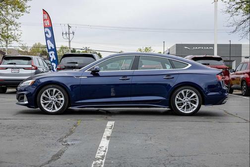 Navarra Blue Metallic 2020 Audi A5 Sportback 45 Premium Plus