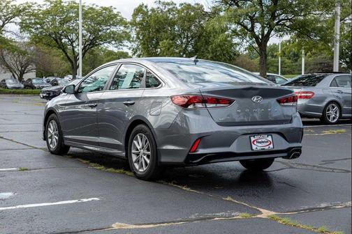 Machine Gray 2018 Hyundai SONATA SE