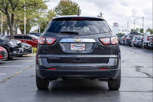 2017 Chevrolet Traverse 2LT
