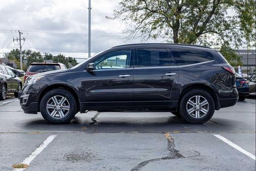 2017 Chevrolet Traverse 2LT