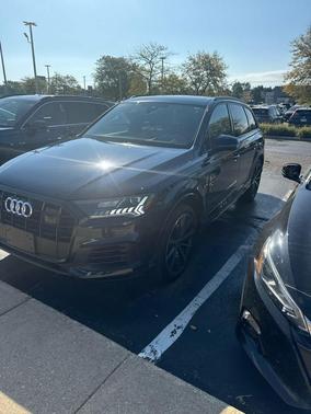 2024 Audi Q7 55 Prestige