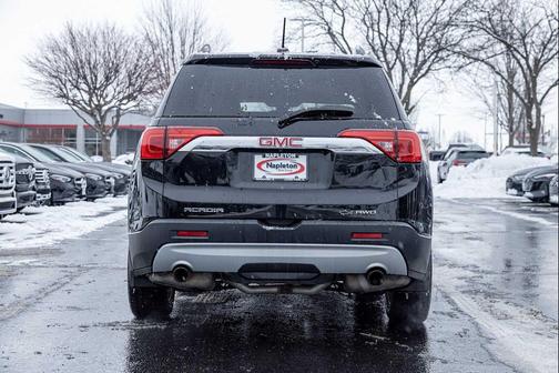 2017 GMC Acadia SLT-2