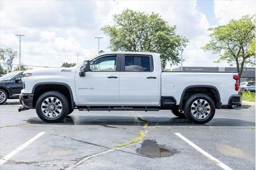 2024 Chevrolet Silverado 2500 Custom