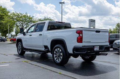2024 Chevrolet Silverado 2500 Custom