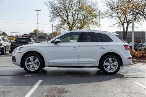 2018 Audi Q5 2.0T Premium Plus