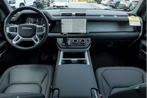 2025 Land Rover Defender 110 P300