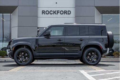 2025 Land Rover Defender 110 P300