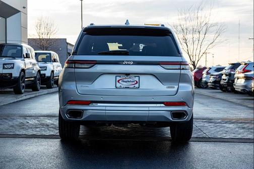 2022 Jeep Grand Cherokee Overland