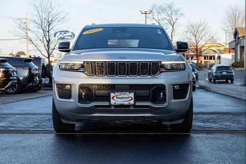 2022 Jeep Grand Cherokee Overland