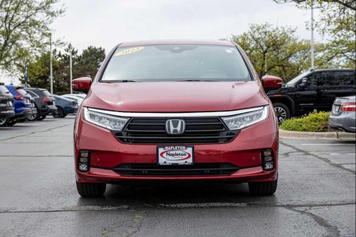 Radiant Red Metallic II 2023 Honda Odyssey Touring