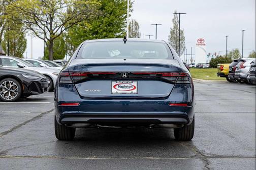 Canyon River Blue Metallic 2025 Honda Accord SE