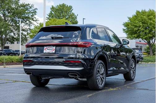 2025 Audi Q5 Premium Plus