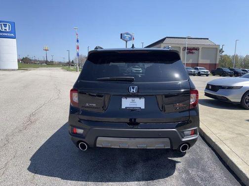 Crystal Black Pearl 2025 Honda Passport AWD TrailSport