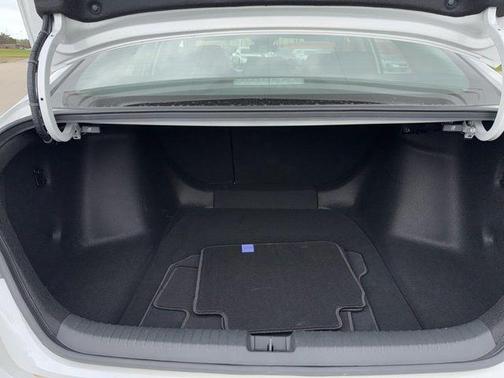 Platinum White Pearl 2024 Honda Accord Hybrid EX-L