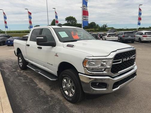 2024 RAM 2500 Big Horn Crew Cab 4x4 6'4' Box