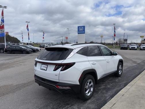 2023 Hyundai TUCSON SEL