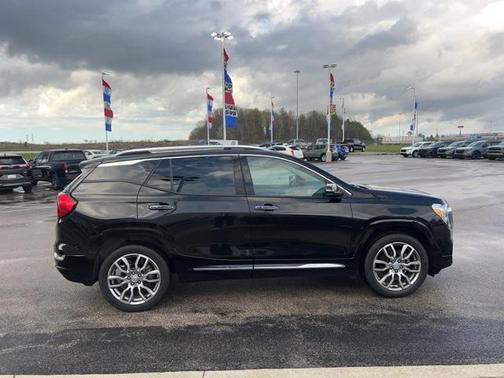 2023 GMC Terrain Denali