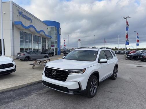 2025 Honda Pilot Touring 8-Passenger