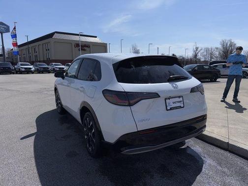Platinum 2026 Honda HR-V EX-L