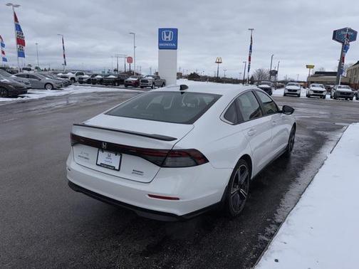 2023 Honda Accord Hybrid Base