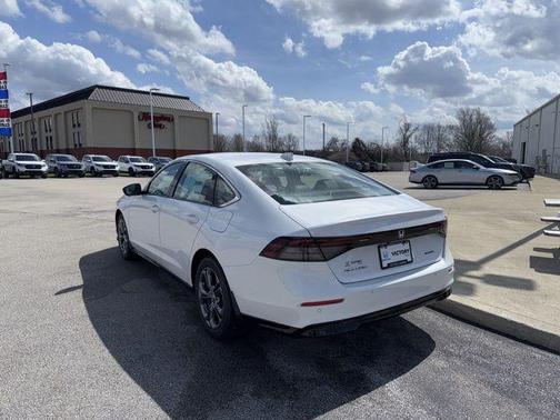 Platinum 2026 Honda Accord Hybrid EX-L