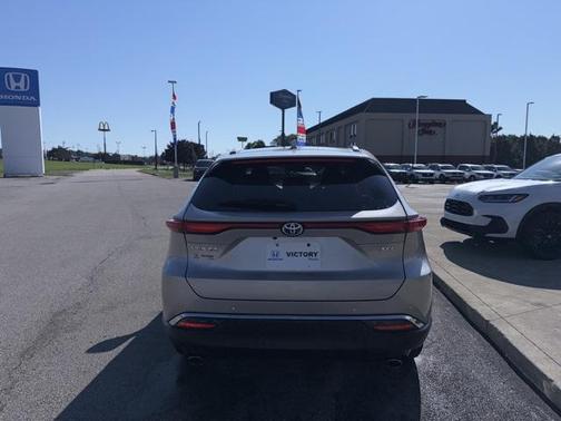 2023 Toyota Venza XLE