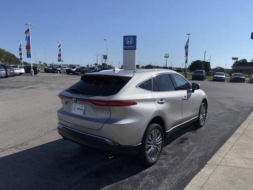 2023 Toyota Venza XLE