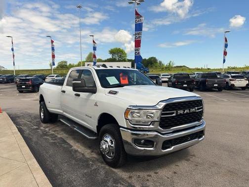 2024 RAM 3500 Big Horn Crew Cab 4x4 8' Box