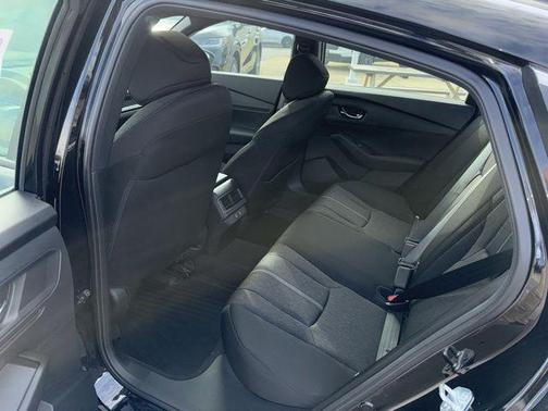 Crystal Black Pearl 2025 Honda Accord Hybrid Sport