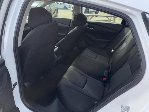 2025 Honda Accord LX 1.5T